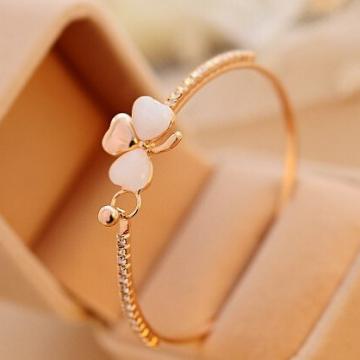 Gold Plated Clover Opal Charm Bracelet artificial imitation fashion jewellery online