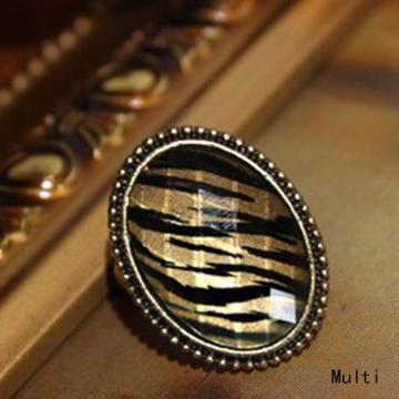 Oval Stripe Golden Black Gem Ring artificial imitation fashion jewellery online