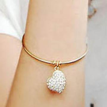Silver Plated Valentine Heart Cut-out Love Bracelet artificial imitation fashion jewellery online